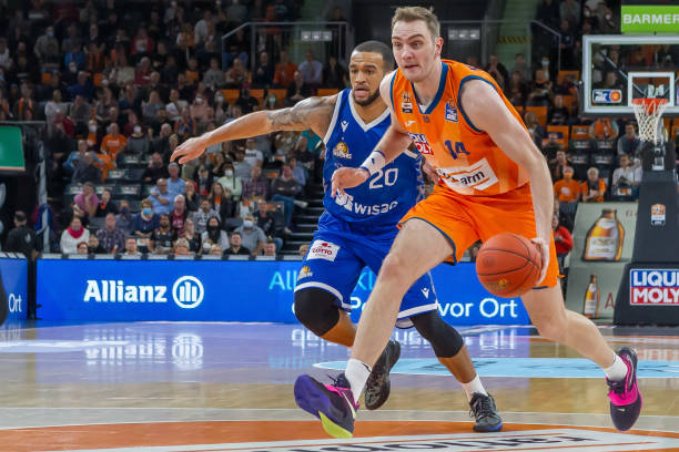 赛季已经与 赛季已经与