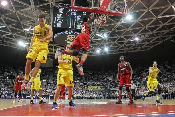 帮助球队扳 帮助球队扳